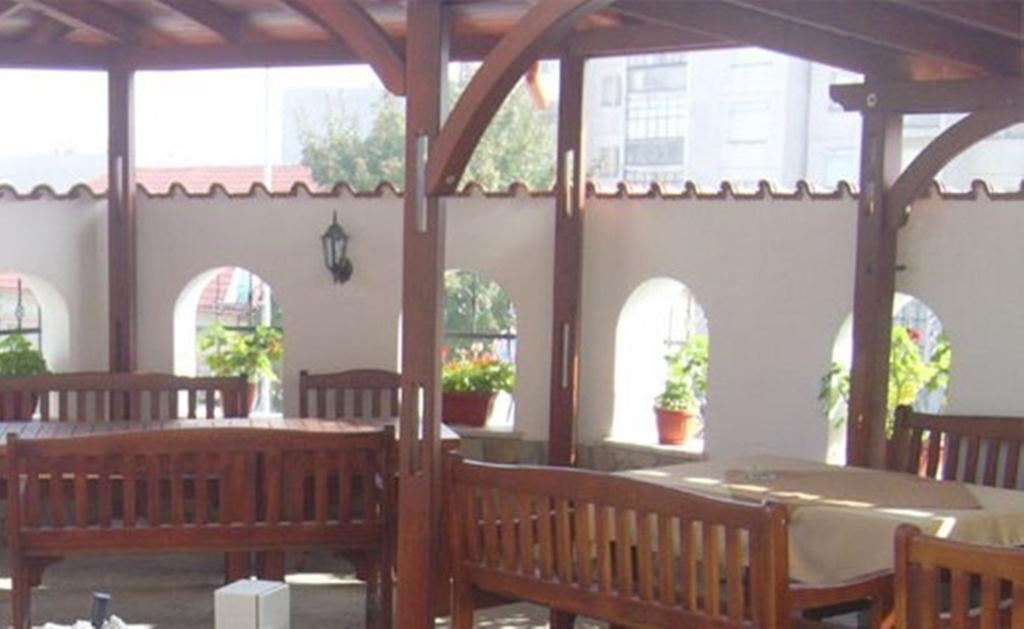 Family Hotel St. Constantine And Helena Ivajlovgrad Kültér fotó